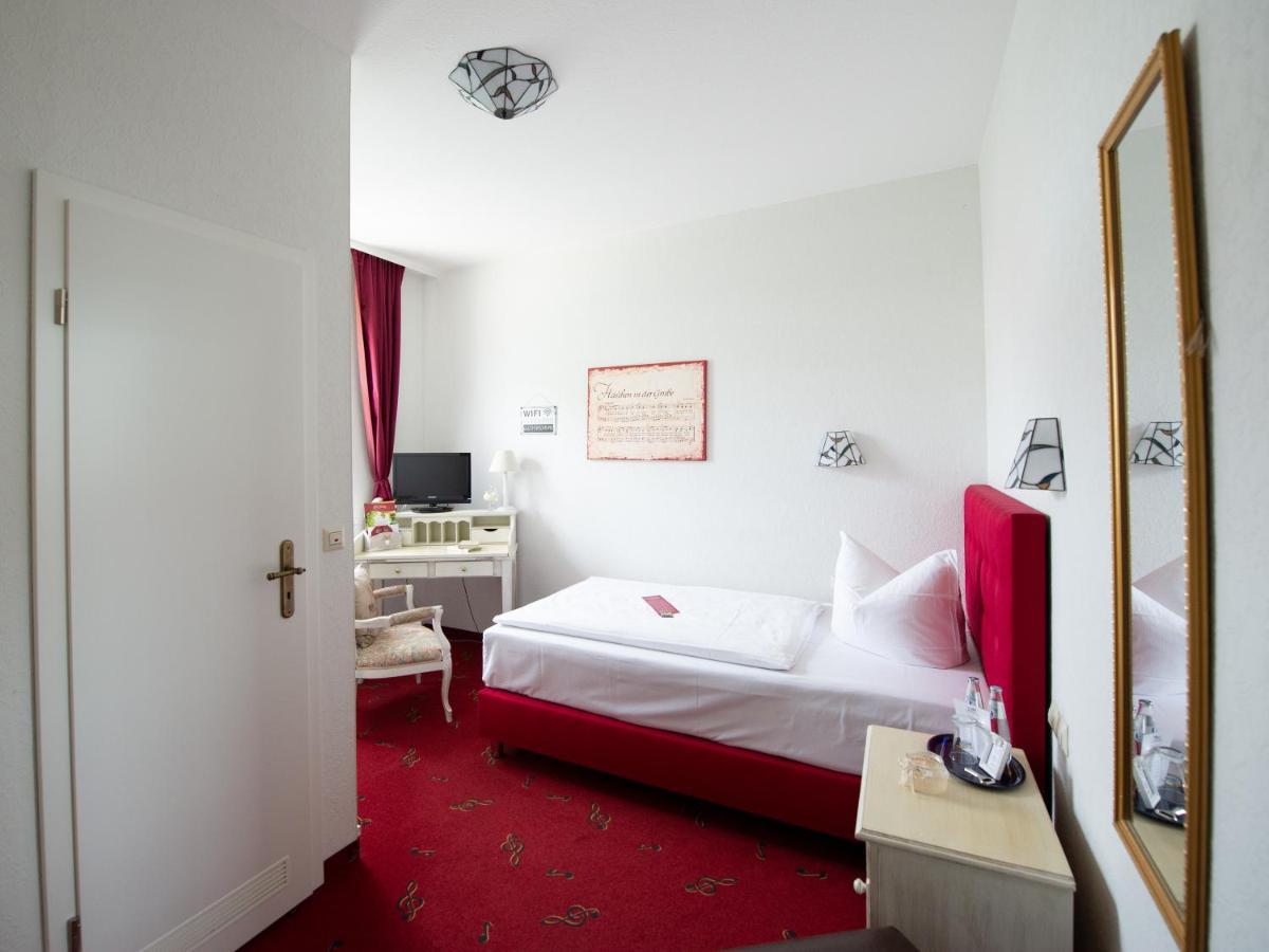 פינסטרוואלדה Hotel Zum Vetter מראה חיצוני תמונה